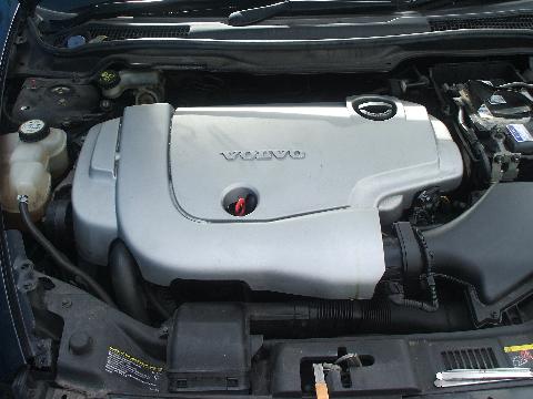 VOLVO V50 D5 EGR VALVE 2004-2010